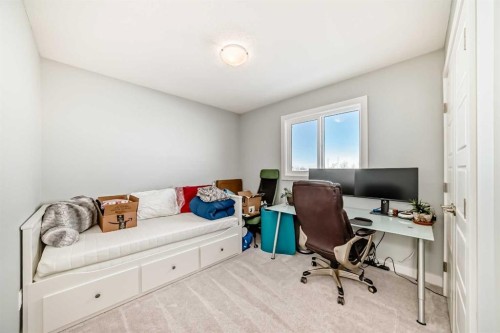 852 Marina Drive, Chestermere, AB - Indoor Photo Showing Office