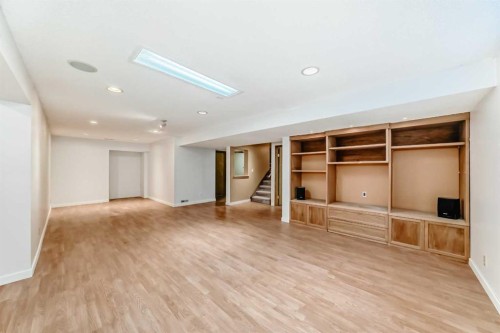 205 Patterson Hill Sw, Calgary, AB - Indoor Photo Showing Other Room