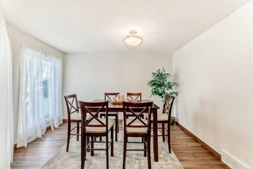205 Patterson Hill Sw, Calgary, AB - Indoor Photo Showing Dining Room