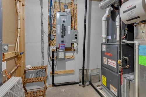 2534 3 Avenue Nw, Calgary, AB - Indoor Photo Showing Basement
