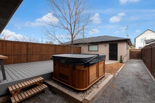 2534 3 Avenue Nw, Calgary, AB - Outdoor With Exterior