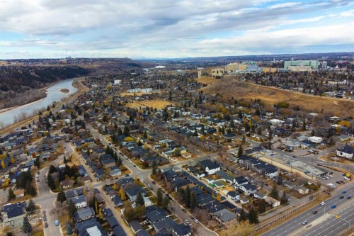 2534 3 Avenue Nw, Calgary, AB - Outdoor With View