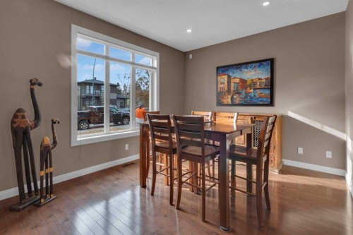 2534 3 Avenue Nw, Calgary, AB - Indoor Photo Showing Dining Room