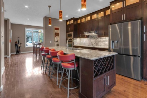 2534 3 Avenue Nw, Calgary, AB - Indoor Photo Showing Kitchen With Stainless Steel Kitchen With Upgraded Kitchen