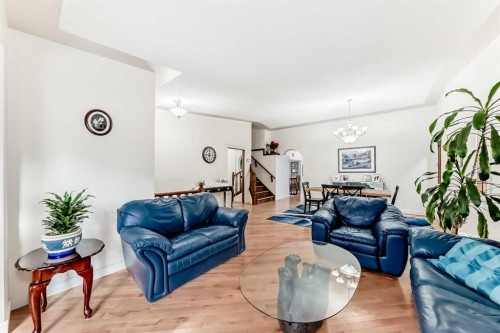 17140 Sundown Road Se, Calgary, AB - Indoor Photo Showing Living Room
