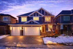 67 Aspen Vista Way SW Calgary, AB T3H 0Y9