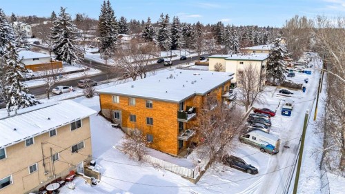 201-4328 4 Street Nw, Calgary, AB - Outdoor