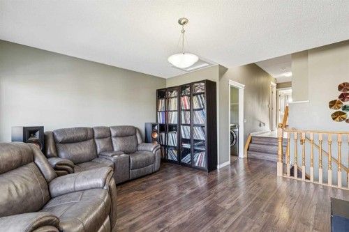 460 Silverado Plains Circle Sw, Calgary, AB - Indoor Photo Showing Living Room