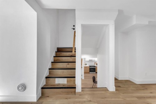 208 Cedarille Green Sw, Calgary, AB - Indoor Photo Showing Other Room