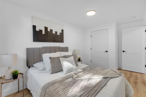 208 Cedarille Green Sw, Calgary, AB - Indoor Photo Showing Bedroom