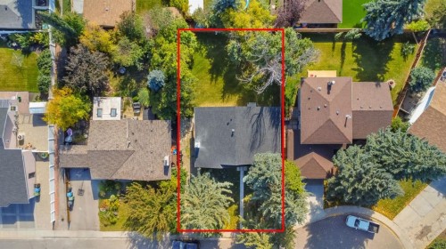 208 Cedarille Green Sw, Calgary, AB - Outdoor With View