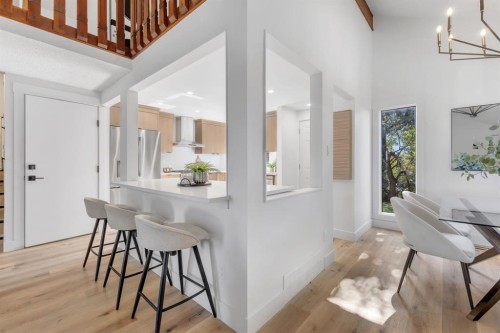 208 Cedarille Green Sw, Calgary, AB - Indoor