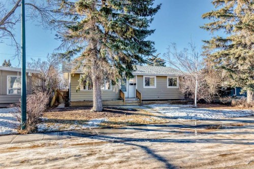 611 Meota Road Ne, Calgary, AB - Outdoor
