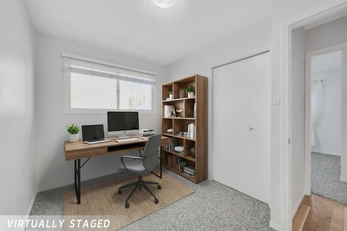 11155 Sacramento Drive Sw, Calgary, AB - Indoor Photo Showing Office