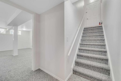 11155 Sacramento Drive Sw, Calgary, AB - Indoor Photo Showing Other Room
