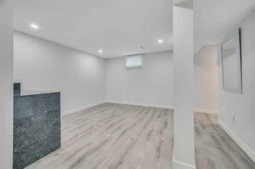 11155 Sacramento Drive Sw, Calgary, AB - Indoor
