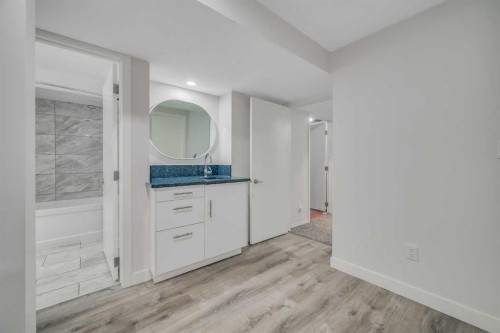 11155 Sacramento Drive Sw, Calgary, AB - Indoor