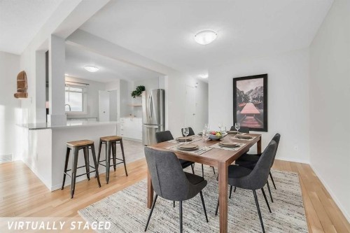 11155 Sacramento Drive Sw, Calgary, AB - Indoor Photo Showing Dining Room