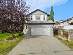 48 Panamount Crescent NW Calgary, AB T3K 5L8