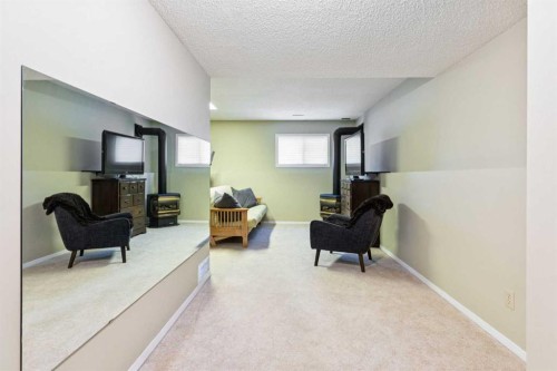3406 Cedarille Drive Sw, Calgary, AB - Indoor