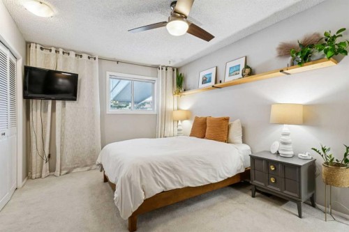 3406 Cedarille Drive Sw, Calgary, AB - Indoor Photo Showing Bedroom