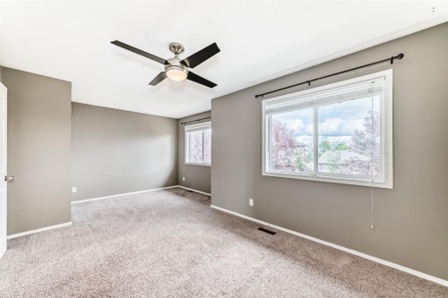 252 Stonemere Place, Chestermere, AB - Indoor Photo Showing Other Room