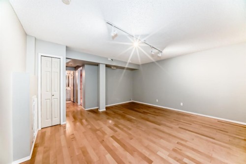 252 Stonemere Place, Chestermere, AB - Indoor Photo Showing Other Room