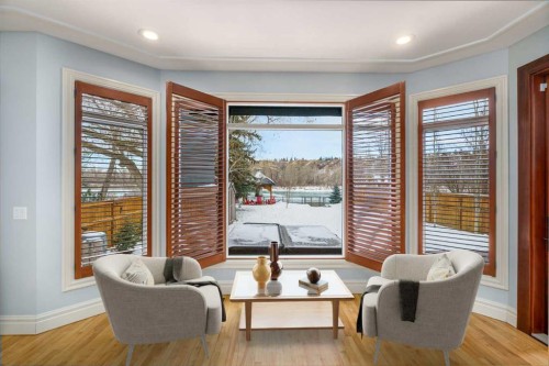 6002 Bow Crescent Nw, Calgary, AB - Indoor