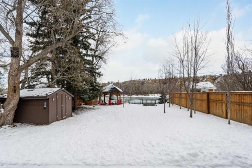 6002 Bow Crescent Nw, Calgary, AB - Outdoor