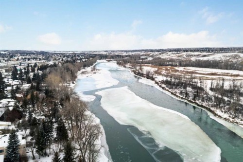 6002 Bow Crescent Nw, Calgary, AB - Outdoor With View
