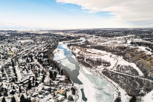 6002 Bow Crescent Nw, Calgary, AB - Outdoor With View