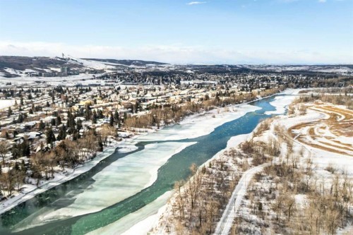 6002 Bow Crescent Nw, Calgary, AB - Outdoor With View