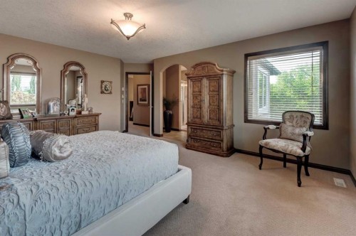 465 Marina Drive, Chestermere, AB - Indoor Photo Showing Bedroom