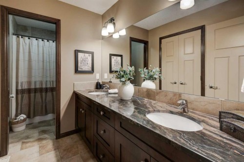 465 Marina Drive, Chestermere, AB - Indoor Photo Showing Bathroom