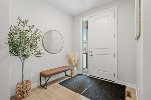 86 Legacy Woods Place Se, Calgary, AB - Indoor Photo Showing Other Room