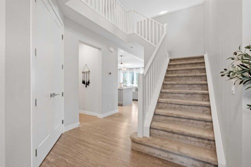 86 Legacy Woods Place Se, Calgary, AB - Indoor Photo Showing Other Room