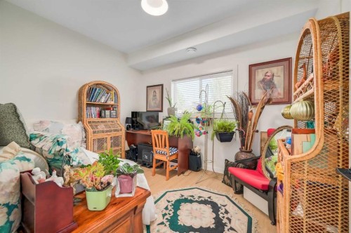 92 2A Street, High River, AB - Indoor