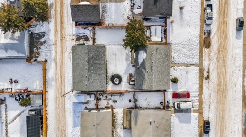 92 2A Street, High River, AB - Outdoor