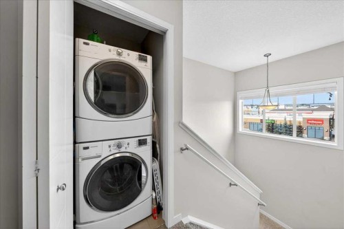 11 Nolan Hill Boulevard Nw, Calgary, AB - Indoor Photo Showing Laundry Room