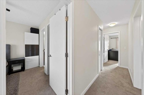 11 Nolan Hill Boulevard Nw, Calgary, AB - Indoor Photo Showing Other Room