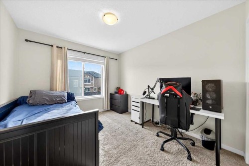 11 Nolan Hill Boulevard Nw, Calgary, AB - Indoor Photo Showing Other Room