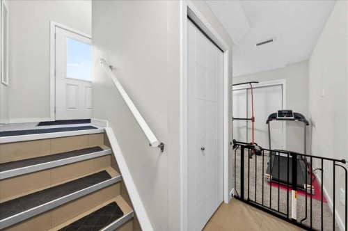 11 Nolan Hill Boulevard Nw, Calgary, AB - Indoor Photo Showing Other Room