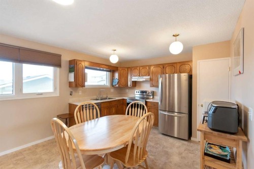 127 Edey Close, Cremona, AB - Indoor