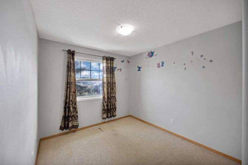 107 Taravista Street Ne, Calgary, AB - Indoor Photo Showing Other Room