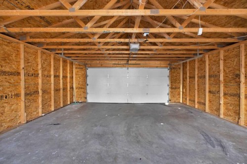 107 Taravista Street Ne, Calgary, AB - Indoor Photo Showing Garage
