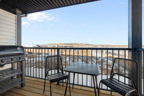 325 Copperpond Landing Se, Calgary, AB - Outdoor With Exterior