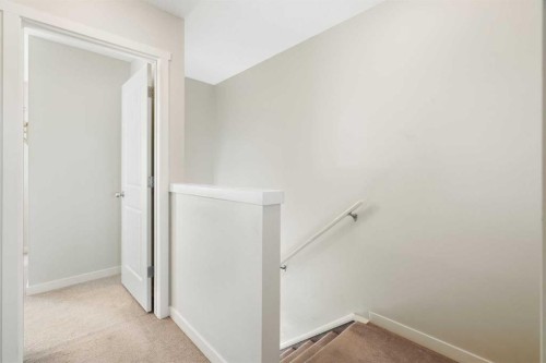 325 Copperpond Landing Se, Calgary, AB - Indoor Photo Showing Other Room