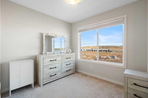 325 Copperpond Landing Se, Calgary, AB - Indoor