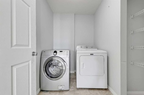 102 Kincora Glen Mews Nw, Calgary, AB - Indoor Photo Showing Laundry Room