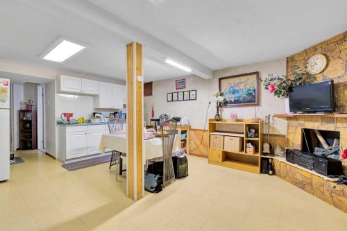 10535 Elbow Drive Sw, Calgary, AB - Indoor